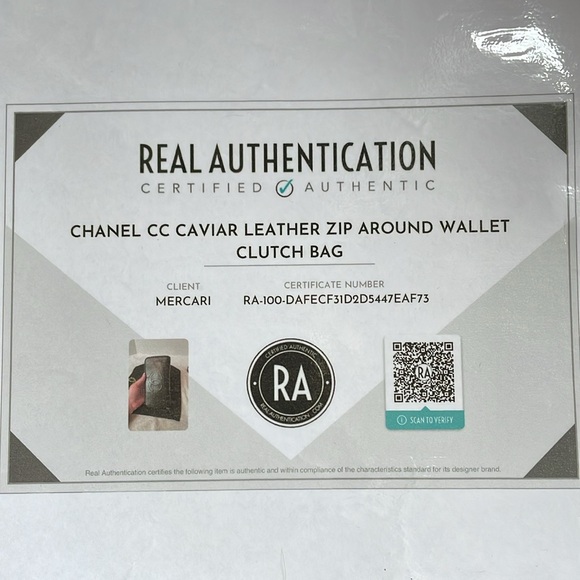 Chanel CC Caviar Zip Around Wallet in Black . Vintage and Pre Loved Condition - Picture 10 of 12